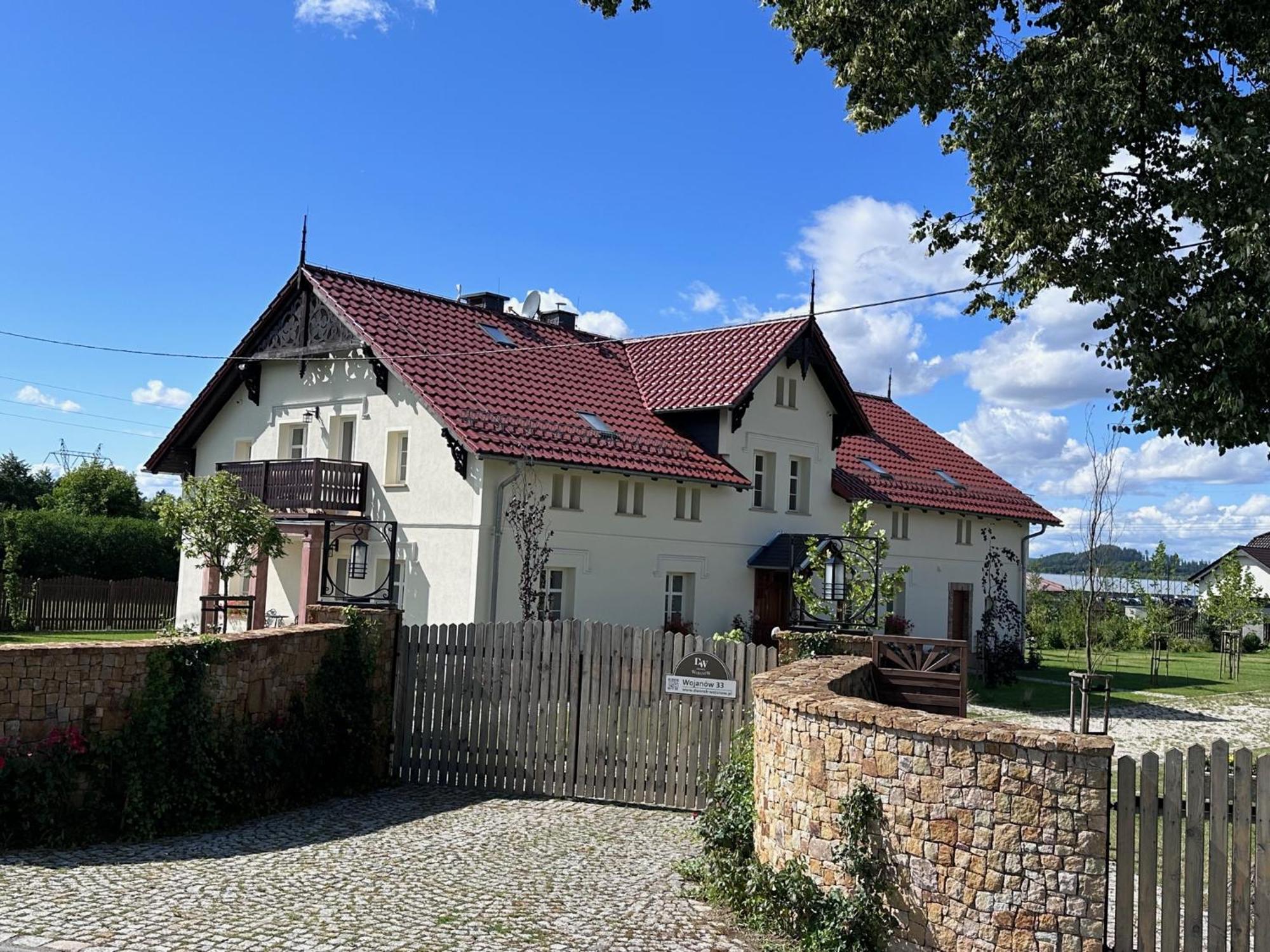 Dworek Wojanow Exterior photo